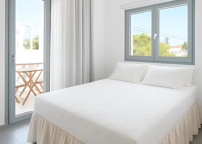 Semesterbostad Ale *